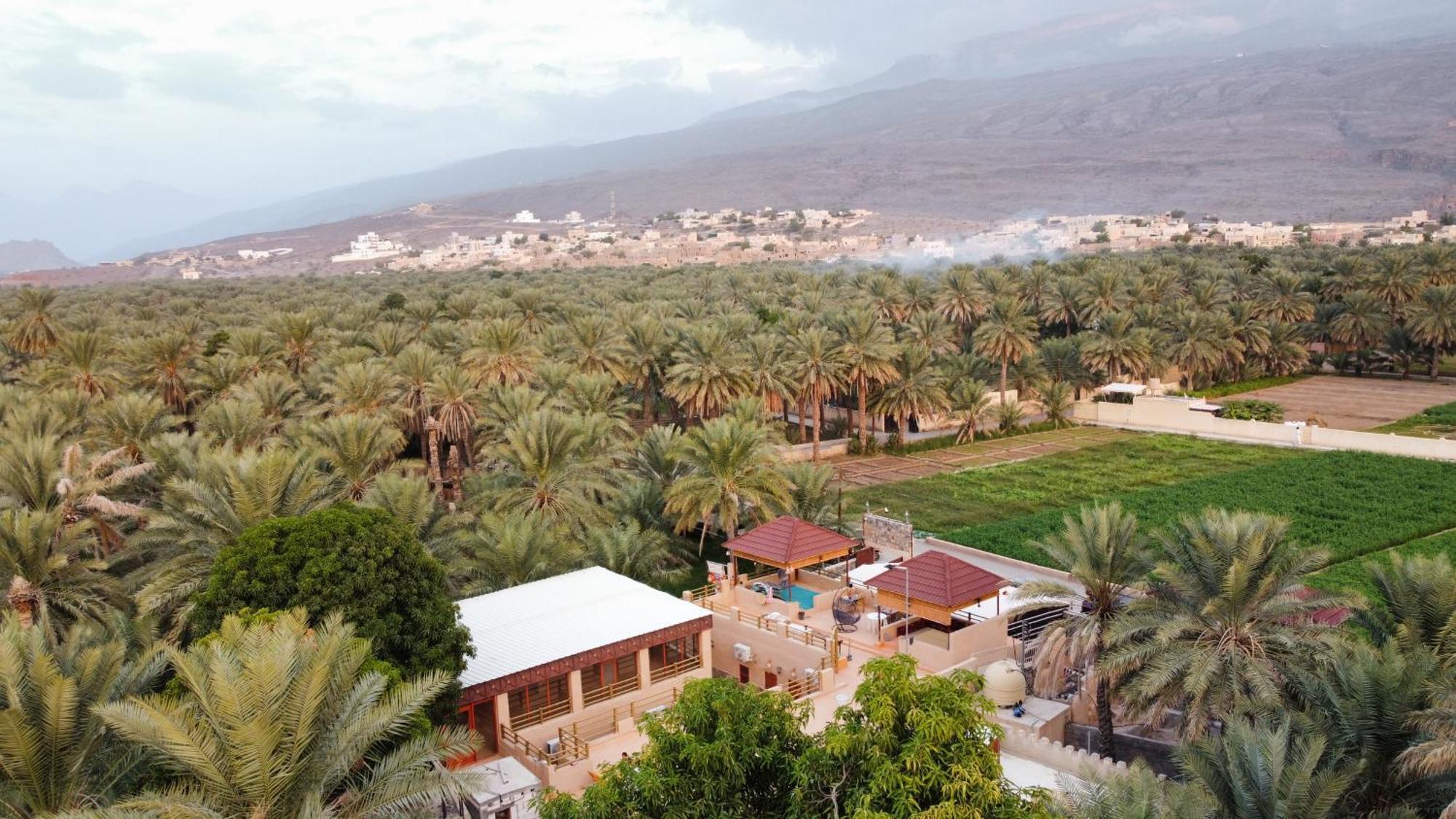 بيت نُزل السلام Bait Salam Inn Al Ḩamrāʼ 외부 사진
