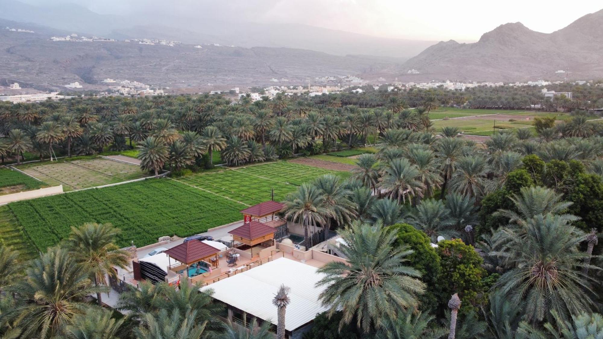 بيت نُزل السلام Bait Salam Inn Al Ḩamrāʼ 외부 사진