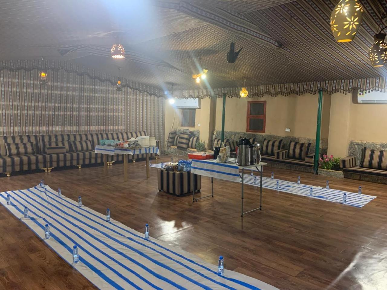بيت نُزل السلام Bait Salam Inn Al Ḩamrāʼ 외부 사진